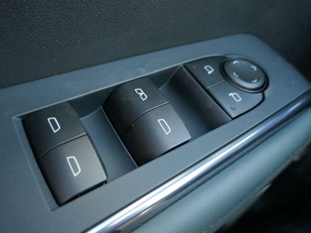 New 2026 GMC Acadia AT4 AWD/4WD image 19