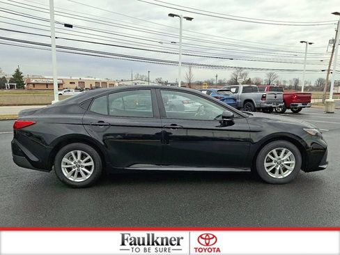 Certified 2025 Toyota Camry LE image 7