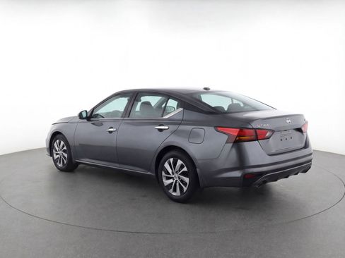 Used 2024 Nissan Altima 2.5 S image 6