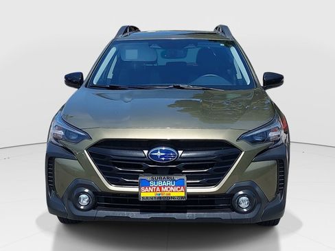 Used 2023 Subaru Outback Onyx Edition AWD/4WD image 2