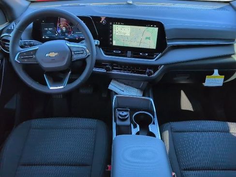 New 2026 Chevrolet Equinox LT image 4