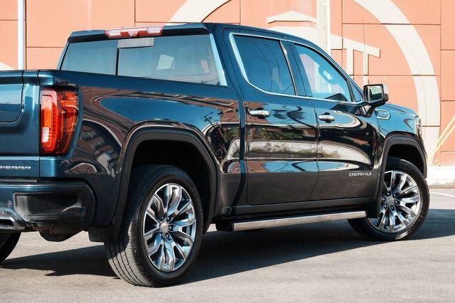 Used 2023 GMC Sierra 1500 Denali w/ Denali Reserve Package AWD/4WD image 27