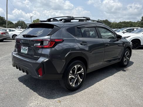 Used 2024 Subaru Crosstrek 2.0i Premium AWD/4WD image 5