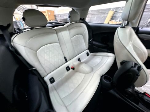 Used 2023 MINI Cooper S w/ Signature Upholstery Package FWD image 29