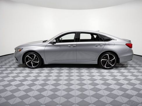 Used 2021 Honda Accord Sport Special Edition image 2