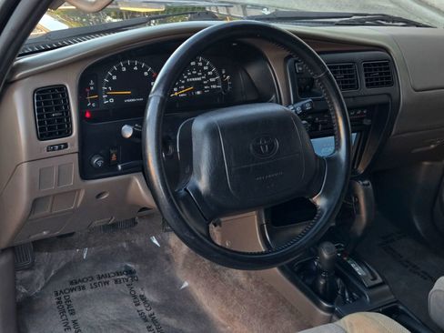 Used 1997 Toyota 4Runner SR5 AWD/4WD image 11