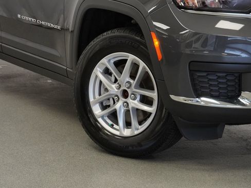 Certified 2025 Jeep Grand Cherokee L Laredo AWD/4WD image 4