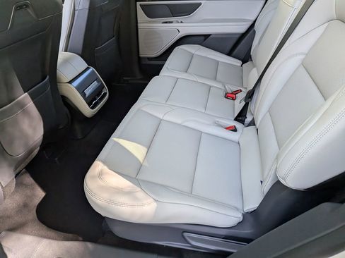 New 2026 Lincoln Nautilus Premier image 33