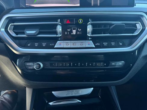 Used 2024 BMW X3 xDrive30i w/ Premium Essential Package image 27