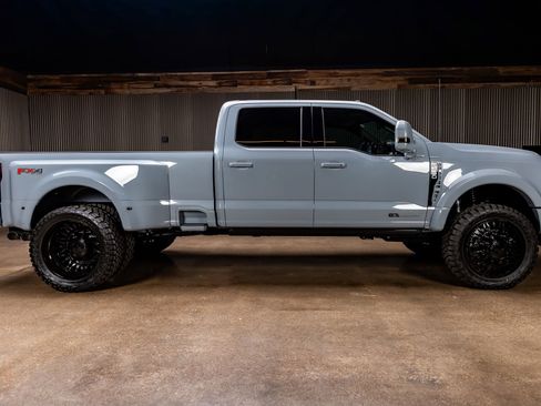 Used 2026 Ford F450 King Ranch w/ Chrome Package image 11