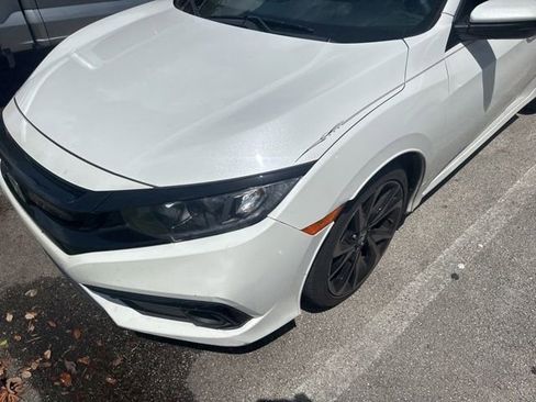 Used 2021 Honda Civic Sport image 2
