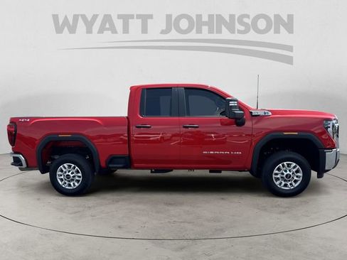 Used 2025 GMC Sierra 2500 Pro AWD/4WD image 6