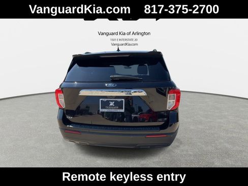 Used 2021 Ford Explorer XLT RWD image 8