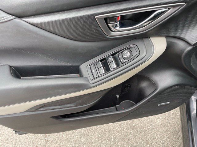 Used 2023 Subaru Forester Limited AWD/4WD image 18