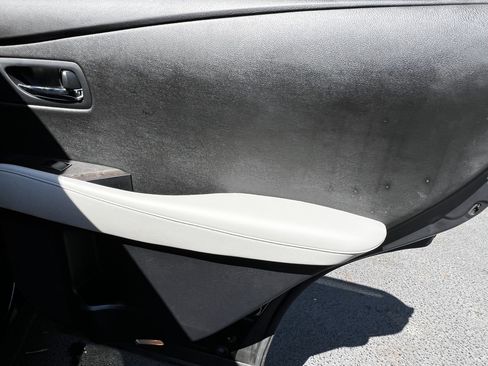Used 2015 Lexus RX 450h FWD image 40