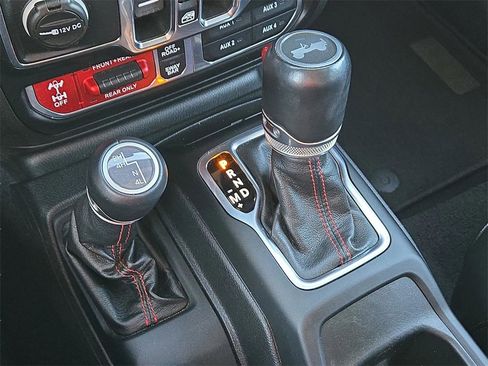 Certified 2021 Jeep Wrangler Unlimited Rubicon image 30