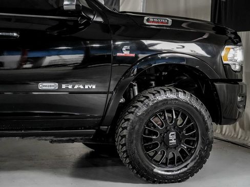 Used 2022 RAM 3500 Limited AWD/4WD image 8