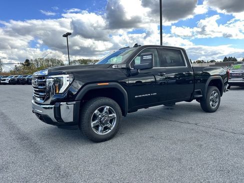 New 2026 GMC Sierra 2500 SLE w/ Preferred Package image 2