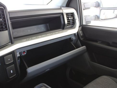 Used 2026 Ford F250 XL AWD/4WD image 35