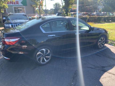 Used 2016 Honda Accord EX-L image 1