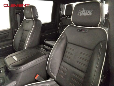 Used 2024 GMC Sierra 2500 AT4X w/ AT4X AEV Edition image 23