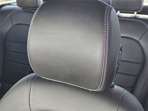 Used 2022 Mercedes-Benz GLC 300 GLC 300 image 15