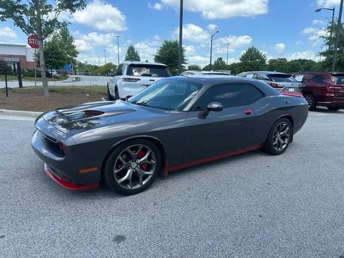 Used 2015 Dodge Challenger R/T w/ Quick Order Package 22B R/T RWD image 8