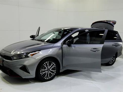 Used 2023 Kia Forte GT-Line FWD image 29