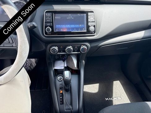 Used 2025 Nissan Kicks Play S FWD image 16