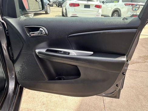 Used 2015 Dodge Journey FWD image 16