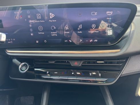 Used 2024 Buick Envision Avenir image 20