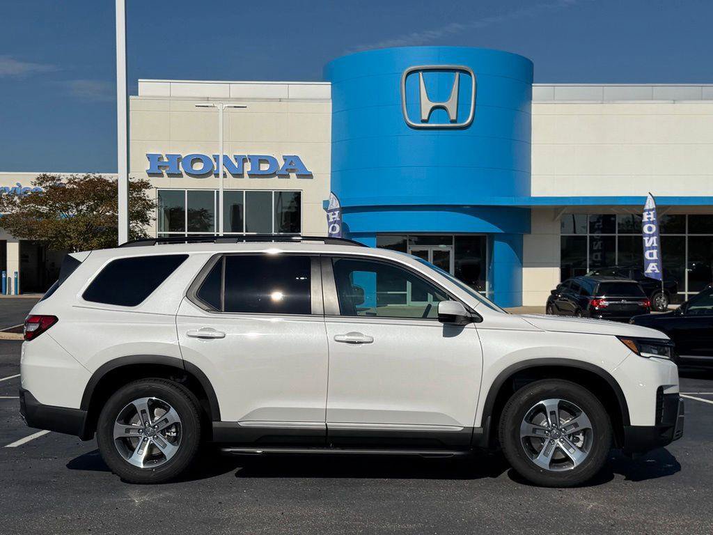 New 2026 Honda Pilot EX-L image 8