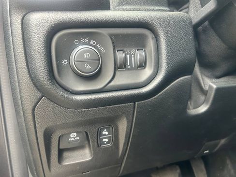Used 2021 RAM 1500 Laramie AWD/4WD image 13