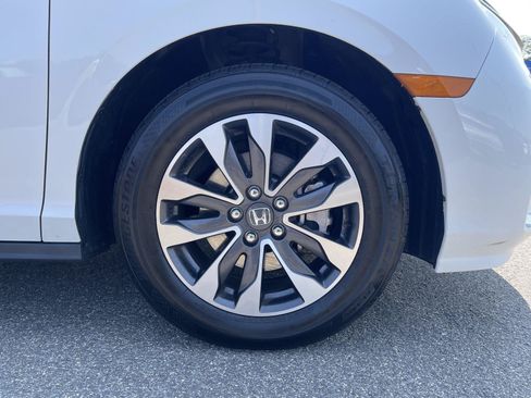 Used 2024 Honda Odyssey EX-L image 25