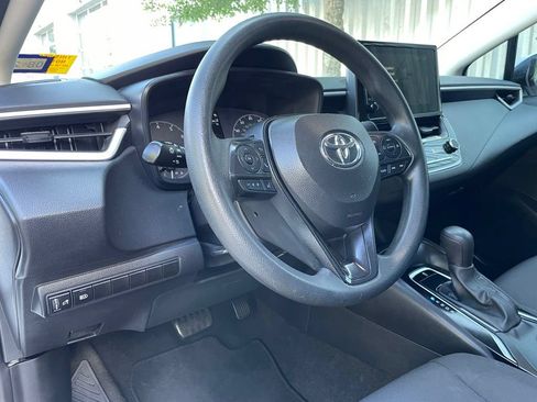 Used 2024 Toyota Corolla LE FWD image 9