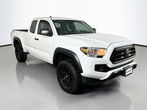 Used 2022 Toyota Tacoma SR w/ SX Package RWD image 3