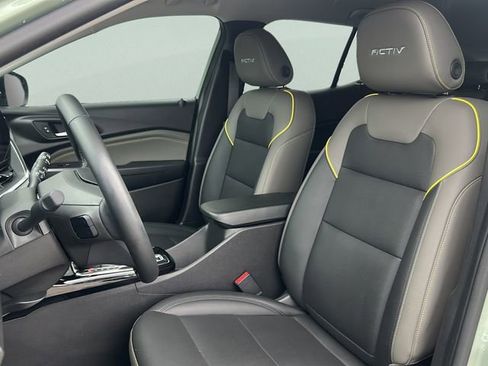 Used 2025 Chevrolet Trax ACTIV w/ Driver Confidence Package FWD image 15