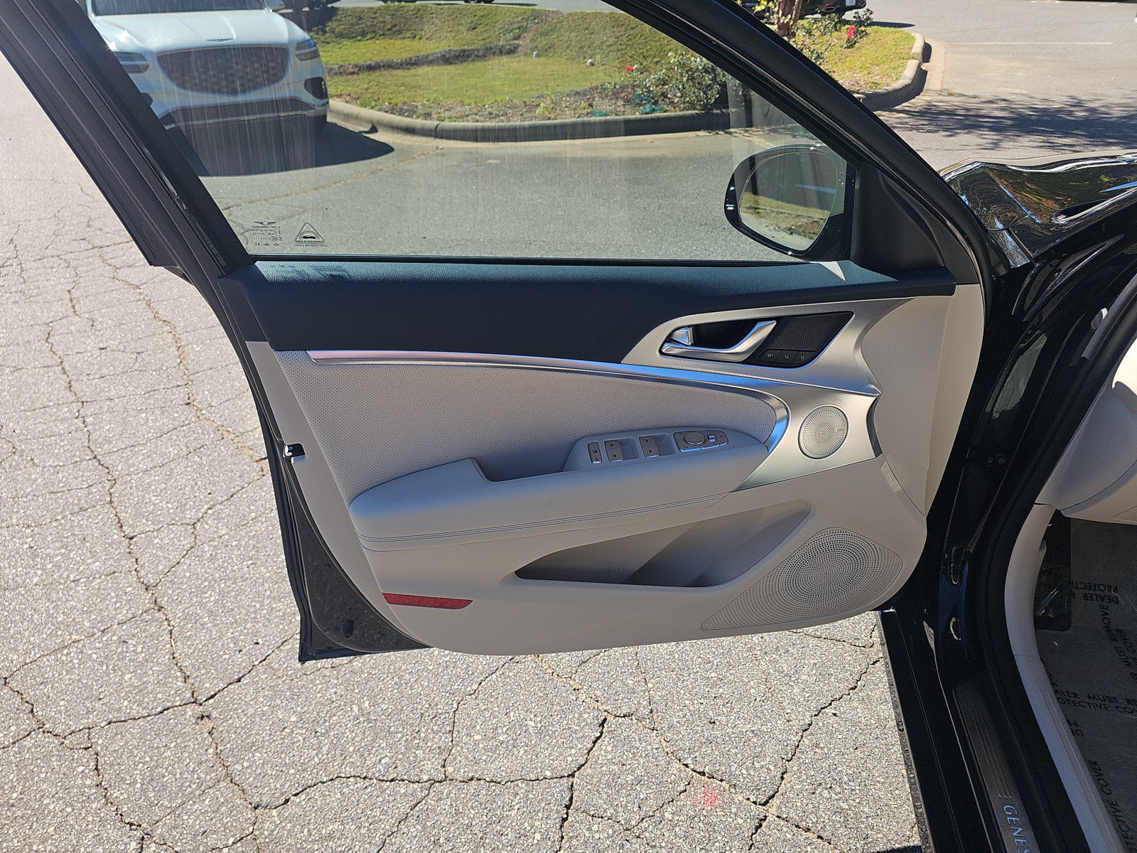 Used 2026 Genesis G70 2.5T Prestige RWD image 10