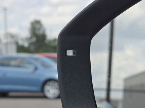 New 2025 Volkswagen Tiguan S image 15