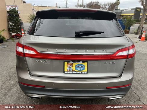 Used 2016 Lincoln MKX Reserve w/ Technology Package image 8