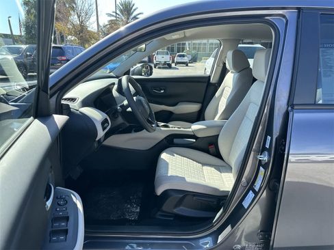 New 2026 Honda HR-V LX image 2