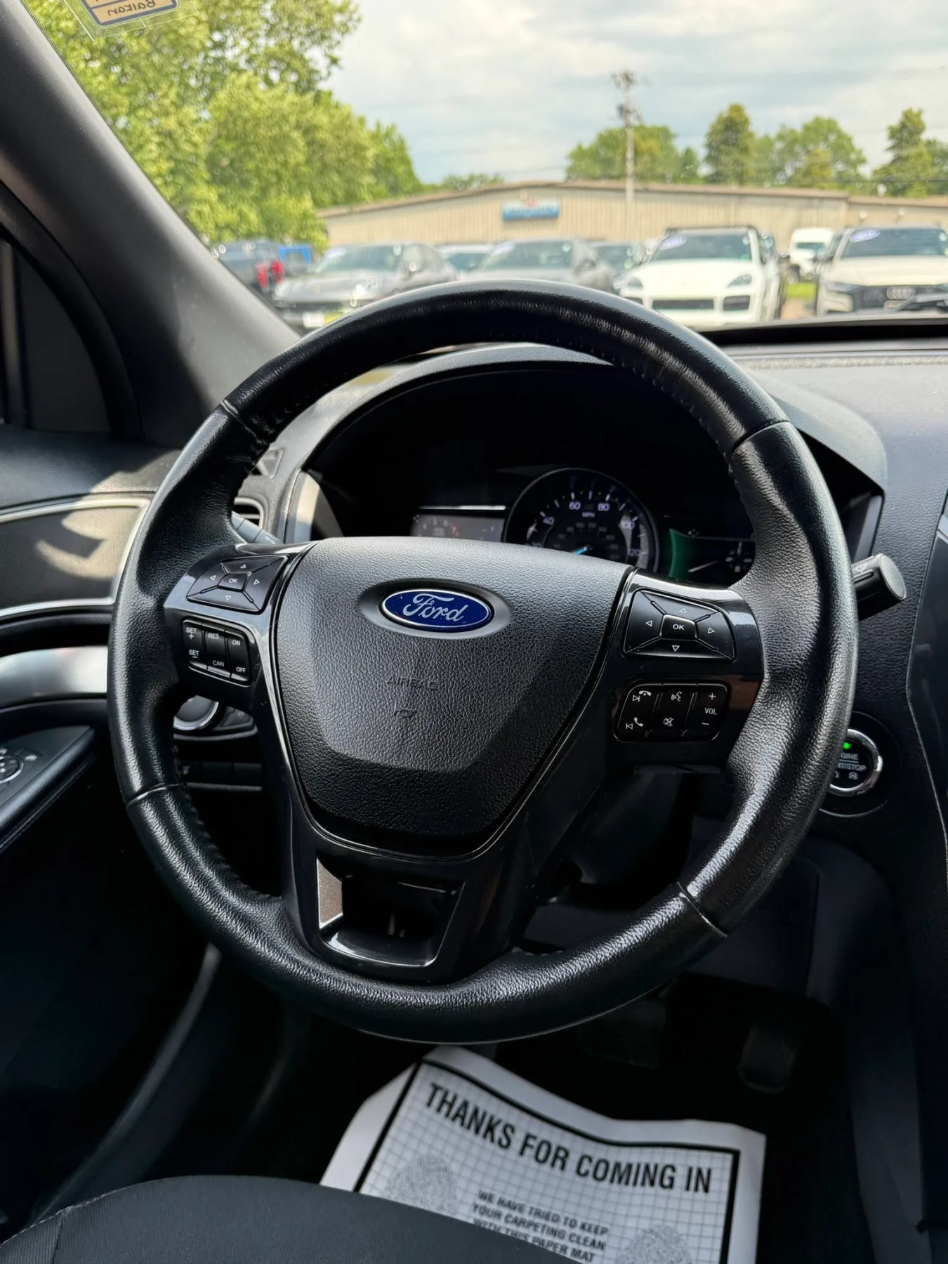 Used 2018 Ford Explorer XLT w/ Equipment Group 201A AWD/4WD image 28