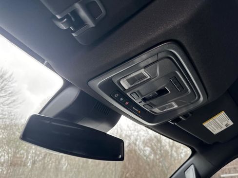 Used 2022 Chevrolet Silverado 1500 High Country image 26