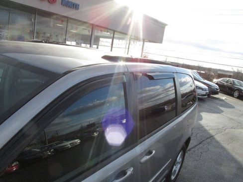 Used 2013 Dodge Grand Caravan SXT FWD image 33