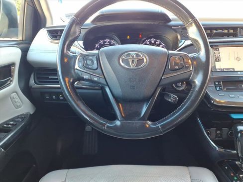 Used 2013 Toyota Avalon Limited image 5