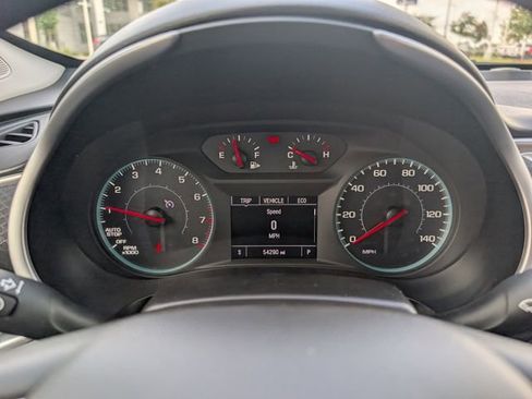 Used 2024 Chevrolet Malibu LT FWD image 15