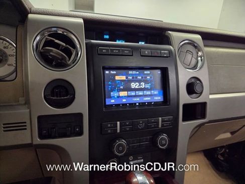 Used 2010 Ford F150 King Ranch image 21