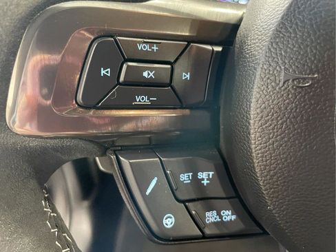 Used 2021 Ford Mustang Shelby GT500 w/ Carbon Fiber Track Pack image 19