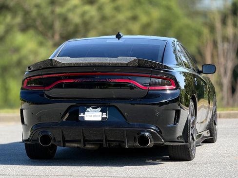 Used 2019 Dodge Charger Scat Pack w/ Plus Group RWD image 6