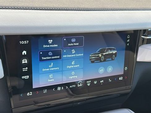 New 2025 Lincoln Navigator L Reserve image 29